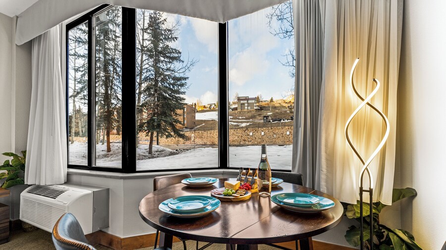 The Grand Lodge by Traverse Hospitality