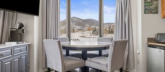 The Grand Lodge by Traverse Hospitality (No Resort Fees)
