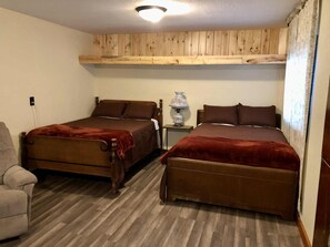 2 bedrooms, WiFi, bed sheets