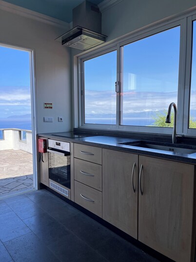 Panoramic Ocean Views from your Private Varand