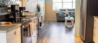 Walk to beach Cottage