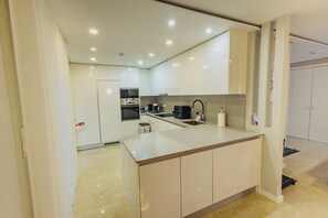 Fridge, microwave, oven, dishwasher