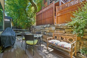 Outdoor dining - Walk to Main St & Town Lift | Private Hot Tub | Heated Driveway (Park City)