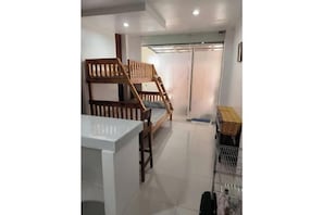 1 bedroom, internet