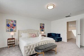 5 Schlafzimmer, Bügeleisen/Bügelbrett, Reisekinderbett, kostenloses WLAN
