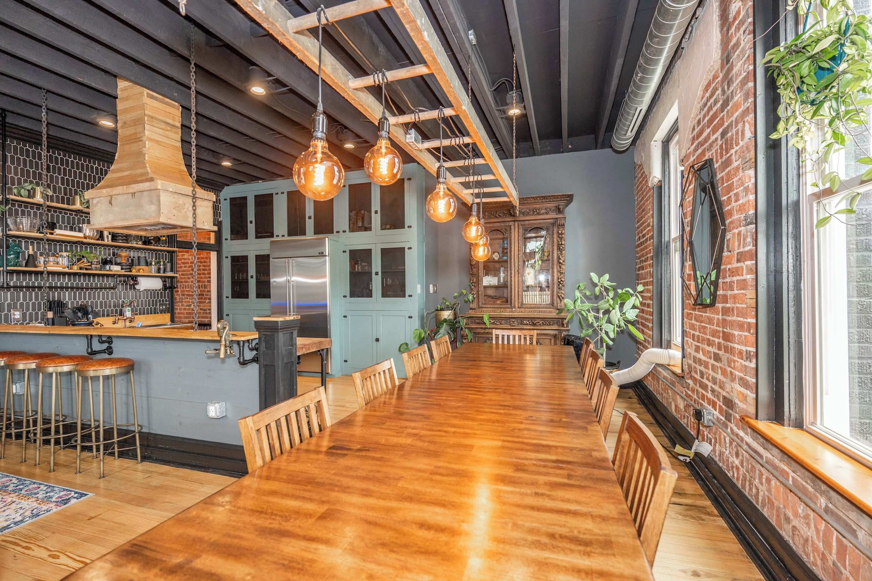 House, Multiple Beds, Kitchen, City View (The Brick Dachshund) | Dining