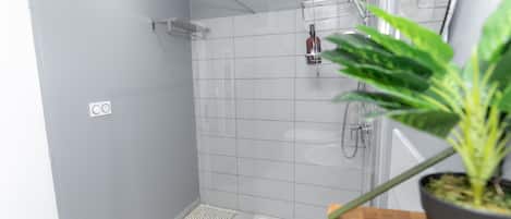 Deluxe-Apartment, Stadtblick | Badezimmer