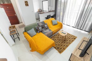 Deluxe-Apartment, Stadtblick | Wohnbereich