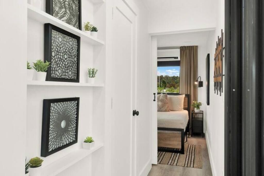 1 bedroom, internet, bed sheets