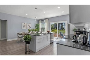 Private kitchen - Beautiful off-grid Lake House! (St. Cloud)