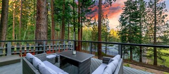 Luxury North Lake Retreat lx81