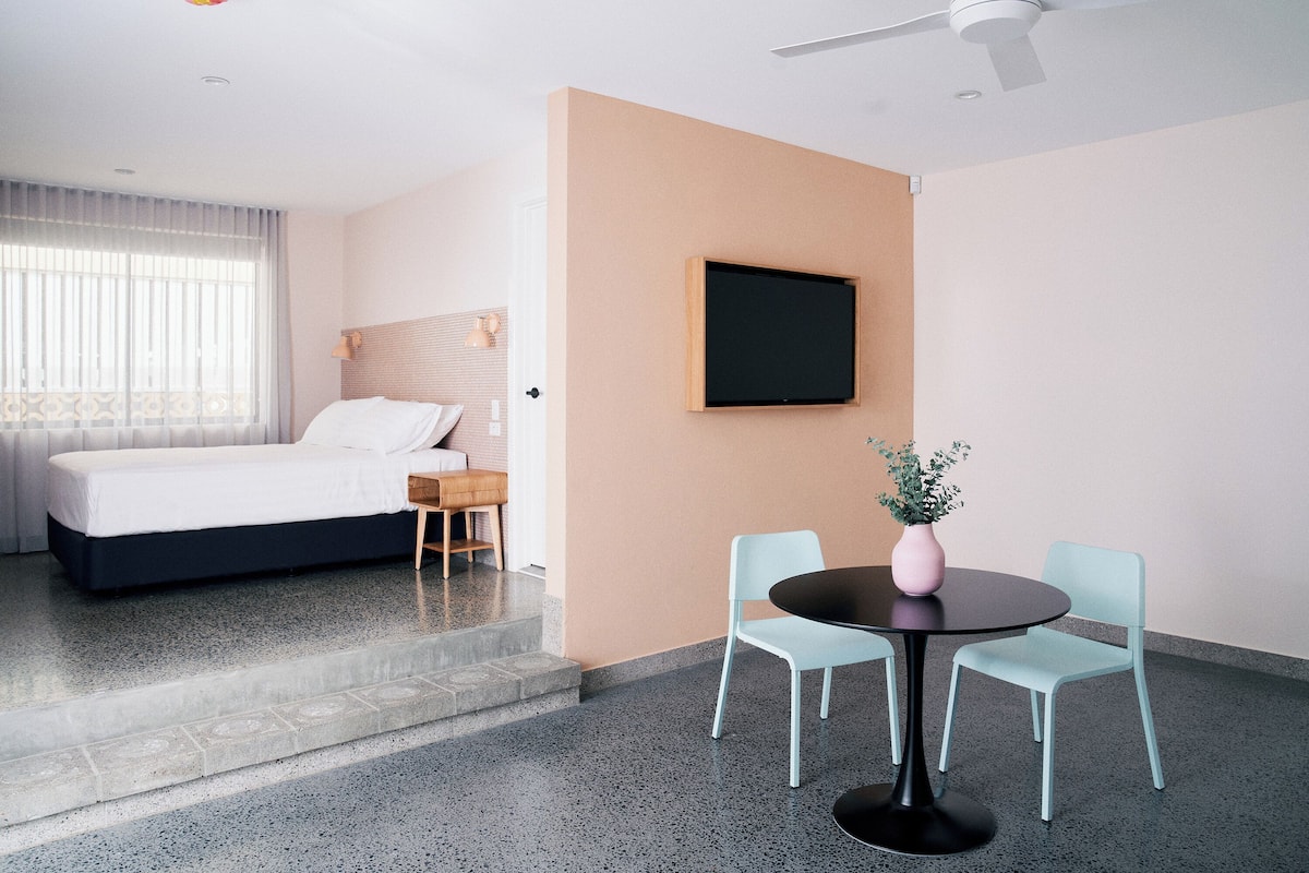 Suite, patio | Caja fuerte y wifi gratis