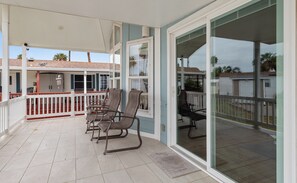 Terrace/patio - Cozy 1 bed retreat in Port Isabel, perfect for a getaway. (Port Isabel)