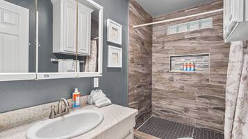 Shower, towels