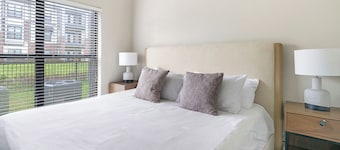 Landing Apartments - Grand Harbor