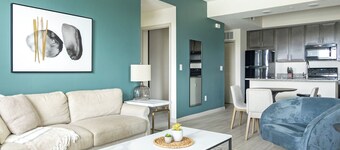 Landing Fort Myers - Eastwood Village