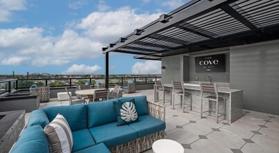 Landing Apartments - Cape Coral