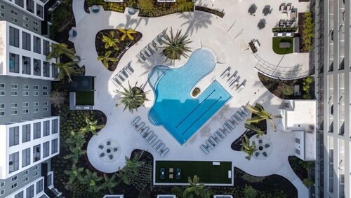 Landing Apartments - Cape Coral