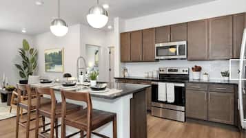 Apartment, 2 Bedrooms (QueenBed) | Private kitchen