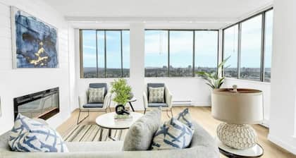 Cozy, Modern 2 bedroom condo in Burnaby