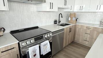 Stovetop, dishwasher