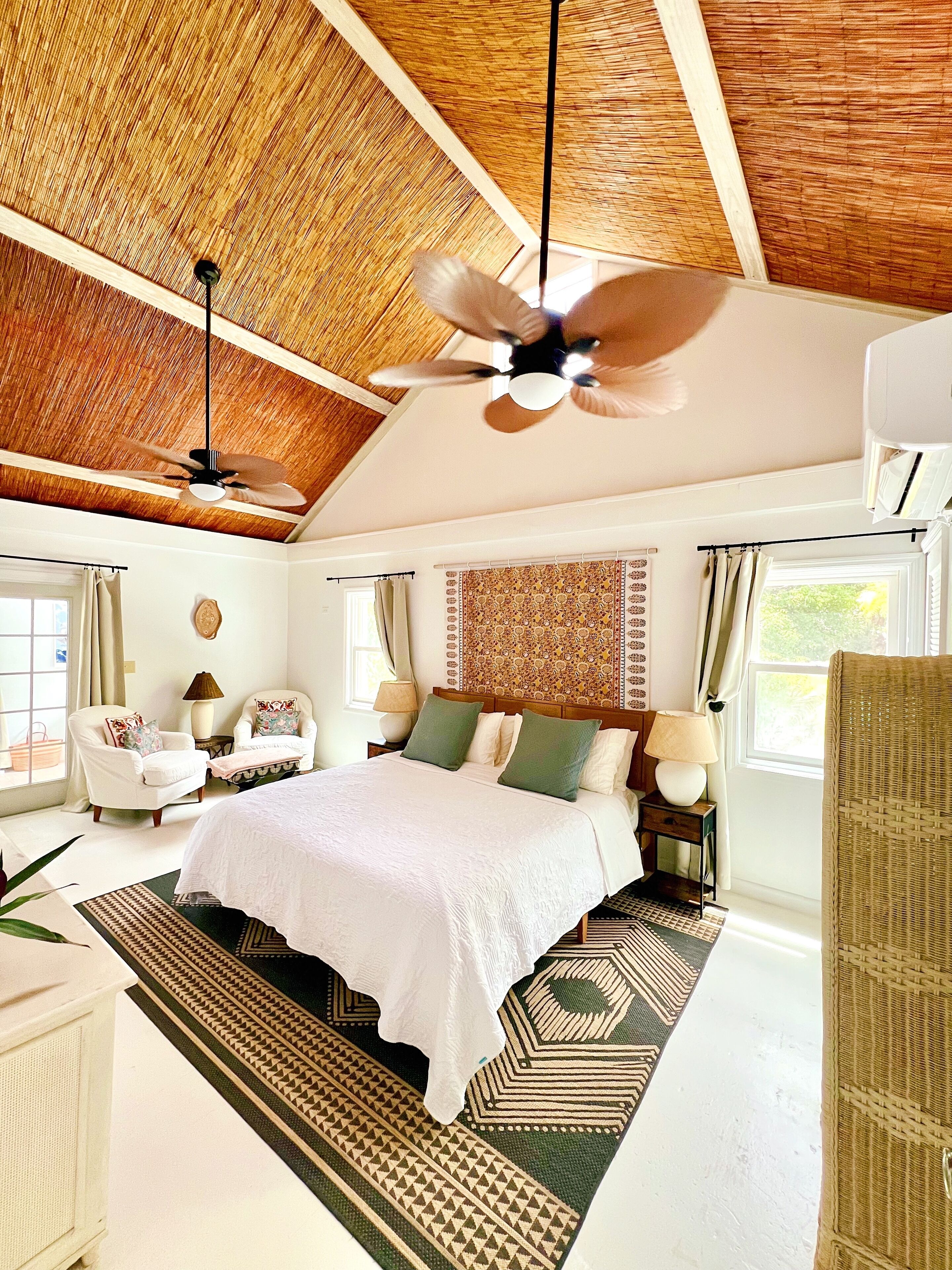 4 soverom, strykejern/-brett, wi-fi og sengetøy