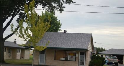 Tourest Motel