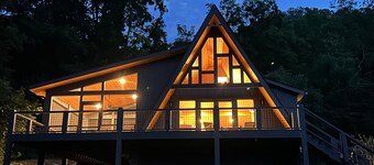 The Sugar Creek Chalet