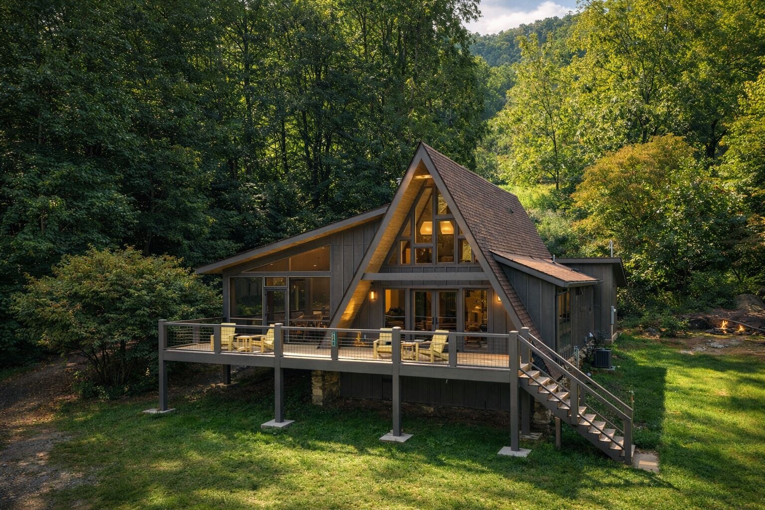 Welcome to The Sugar Creek Chalet