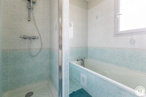 Dusche