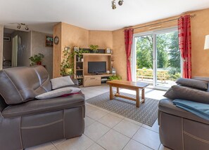 Living area - Gîte des Côtes - TAUVES - Gîte (TAUVES)