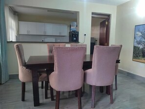 Family Villa, Garden View | Private kitchen | Fridge, microwave, cookware/dishes/utensils