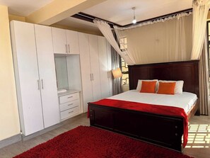 Villa Familiale, vue jardin