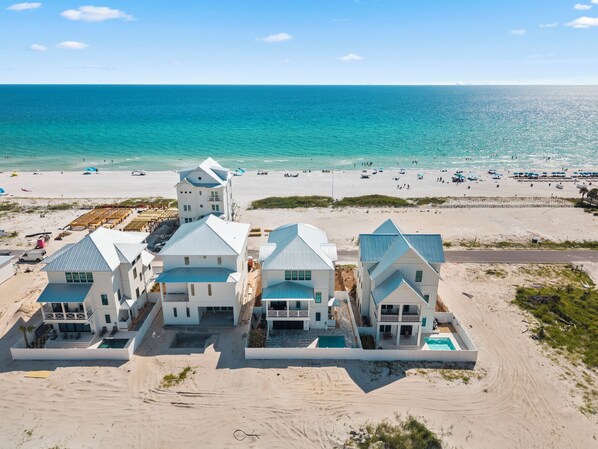 Beach nearby - Emerald Retreat | 6 Bedroom | 6.5 Bath | Private Pool | Steps to Beach | Hadley's Beach, PCB (Panama City Beach)