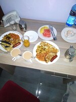 Desayuno continental incluido todos los días 