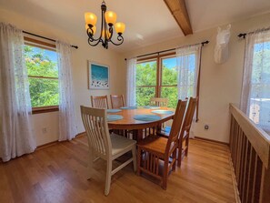 Dining - Barefoot Manor - 4 BR home w/Private Pool, just a short distance from the beach (Southern Shores)