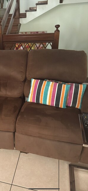 Interior - Casa de 2 Habitaciones en zona norte (Santa Cruz de la Sierra)