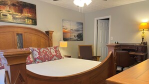 3 Schlafzimmer, Schreibtisch, Bügeleisen/Bügelbrett, kostenloses WLAN