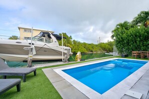 Ulkouima-allas, lämmitetty uima-allas