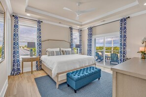 5 bedrooms, desk, free WiFi, bed sheets