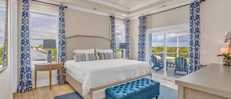 5 makuuhuonetta, työpöytä, ilmainen Wi-Fi, vuodevaatteet