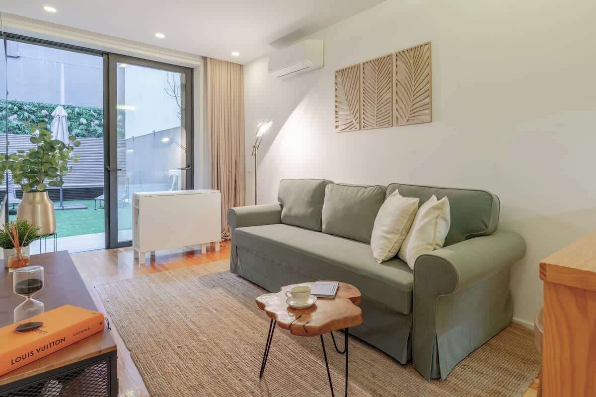 Lovely & Centre Flat With Terrace By Hostwise - Rio Tinto
