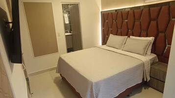 Blackout curtains, free WiFi