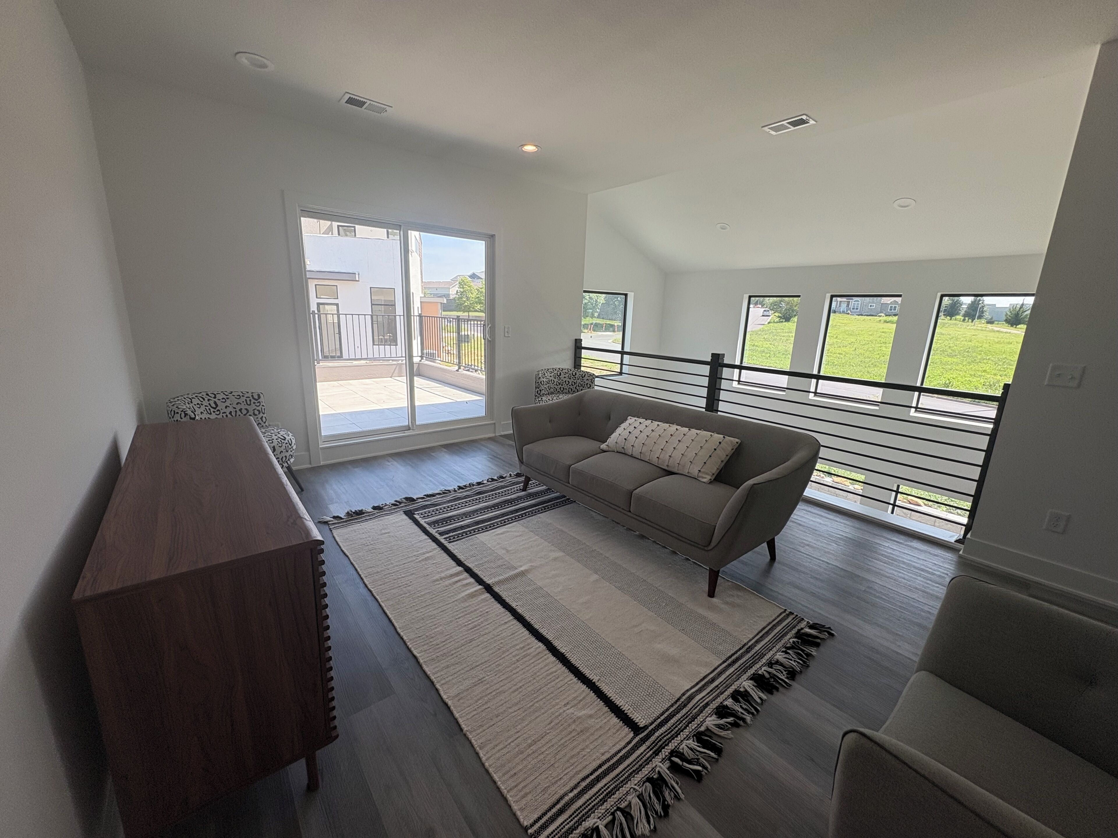 Smart-tv en een open haard