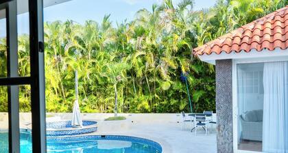 Marvelous 5-bedroom villa with AC in Juan Dolio