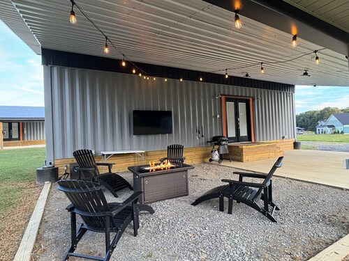 Shipping Container-6 Min to the Lake-Covered Boat Parking Unit 2