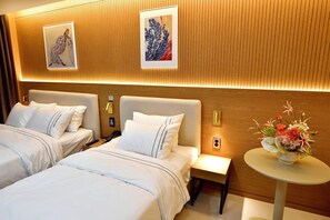 Superior Twin Room, Multiple Beds, Non Smoking, Private Bathroom | Down comforters, desk, laptop workspace, free WiFi