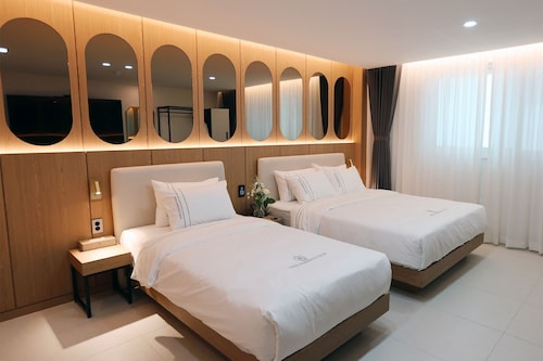 HOTEL MARIESTAY TAEN