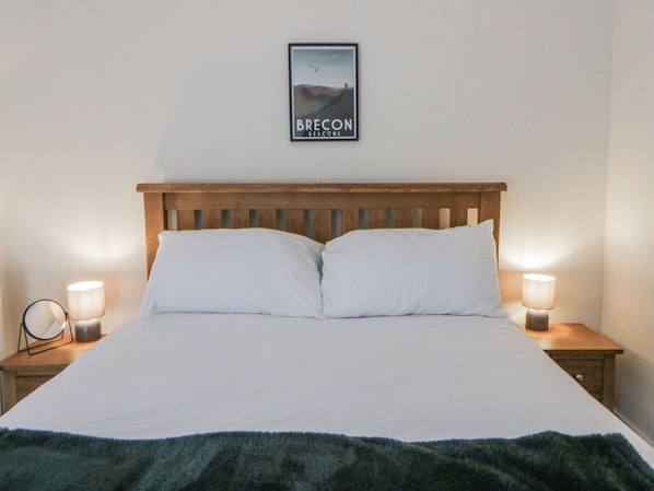 Cottage | 3 bedrooms, individually decorated, individually furnished, free WiFi - Glandwr House (Llandrindod Wells)