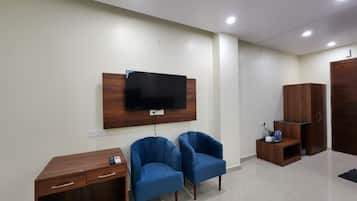 Premium Room | Laptop workspace, free WiFi